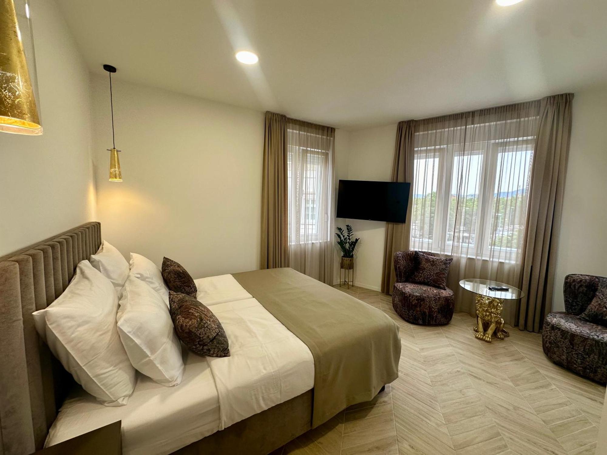 Mariani Luxury Rooms In Center Σπλιτ Εξωτερικό φωτογραφία