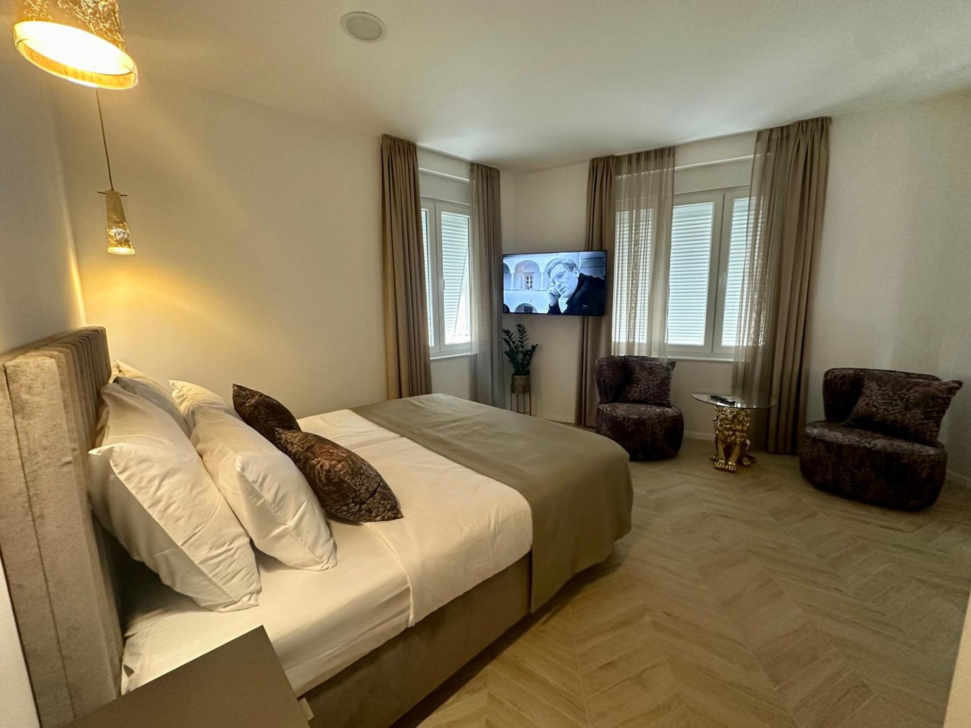 Mariani Luxury Rooms In Center Σπλιτ Εξωτερικό φωτογραφία